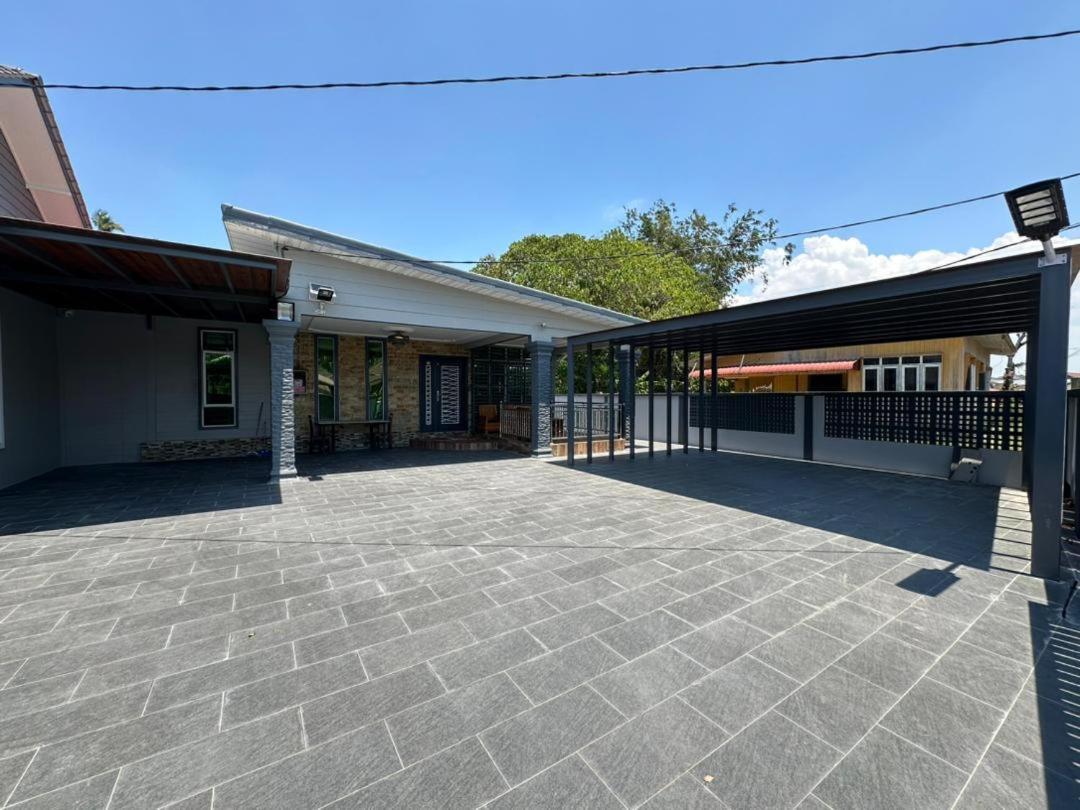 Rayyan Ashraf Homestay Kota Bharu Kültér fotó